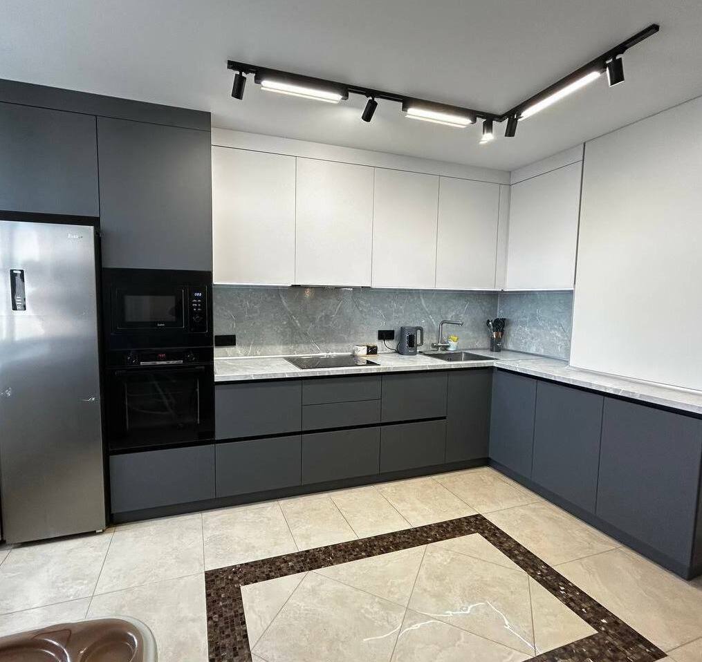 Кухня на заказ без ручек